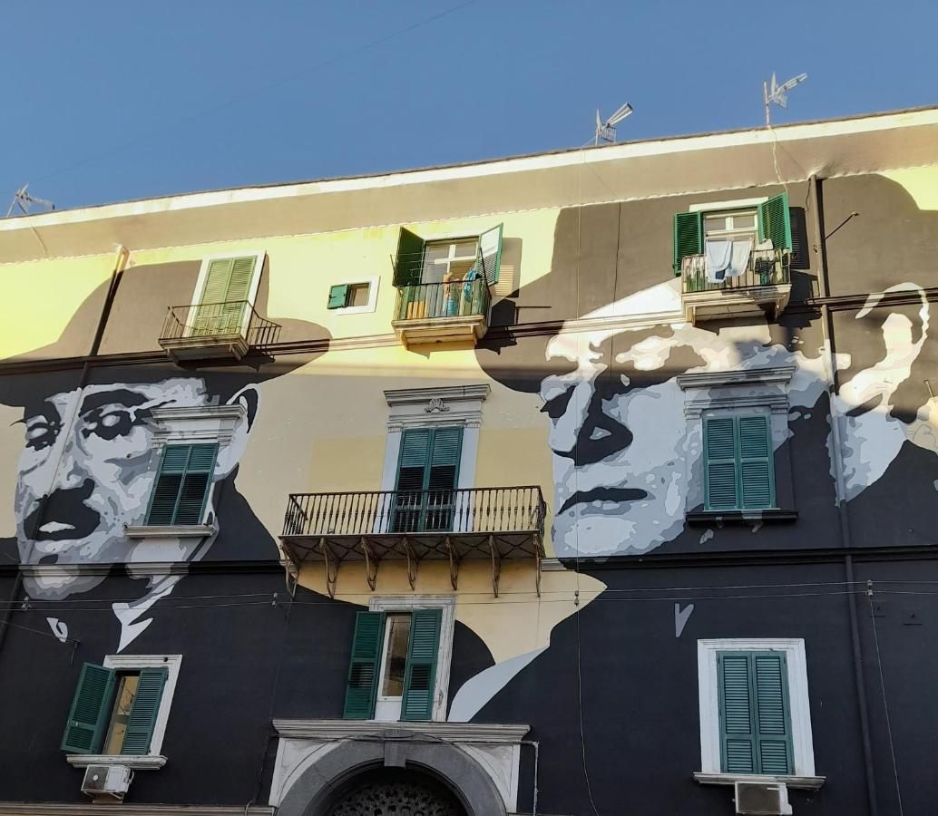 "Dint E Viche E Napule" Guest House Napoli Dış mekan fotoğraf